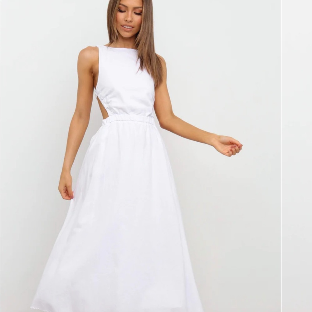 White Esther petal & pup dress. NWT